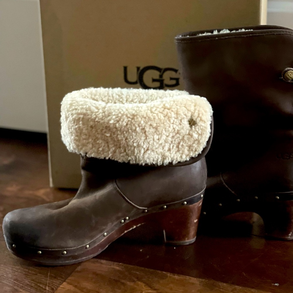 UGG Women's Brown Leather Boots Size 7.5
